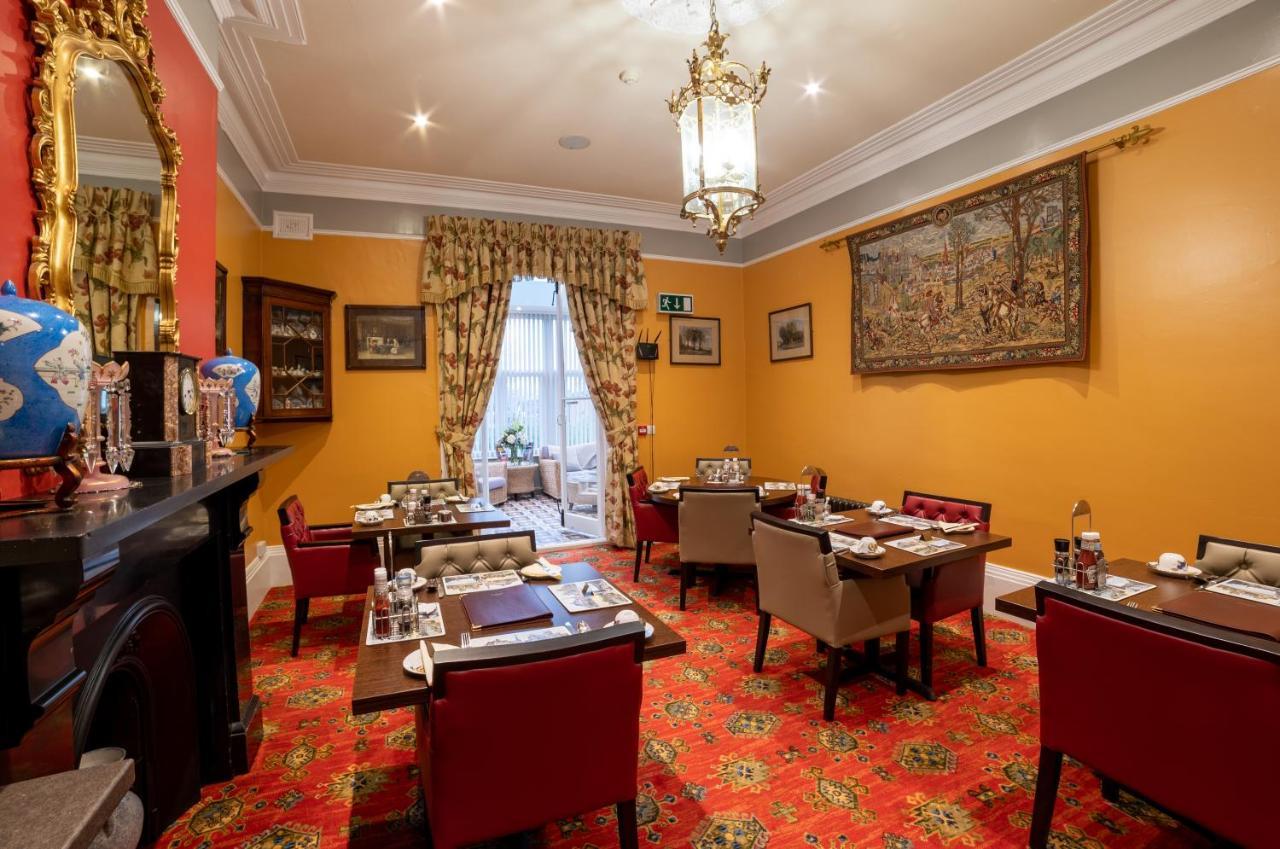 Charades Guest House Херфорд Екстериор снимка