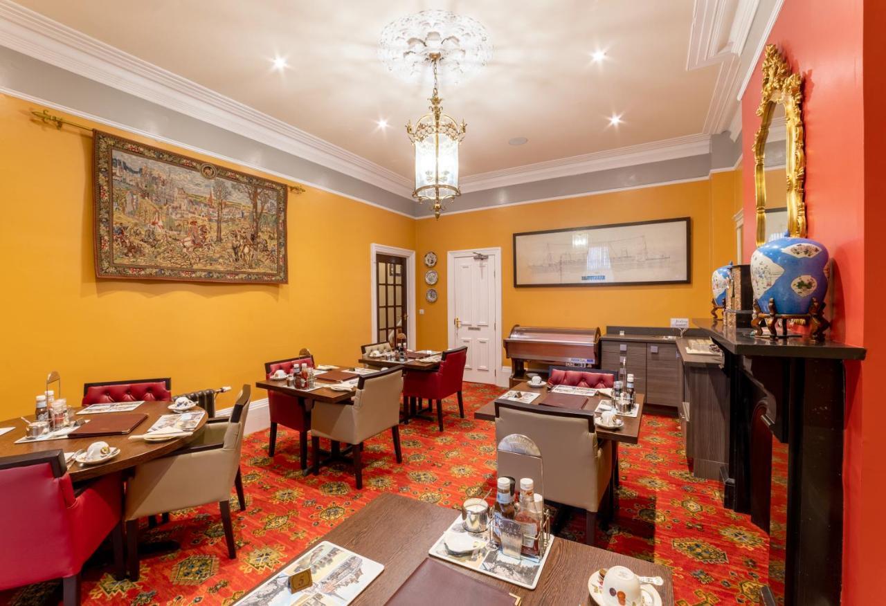 Charades Guest House Херфорд Екстериор снимка