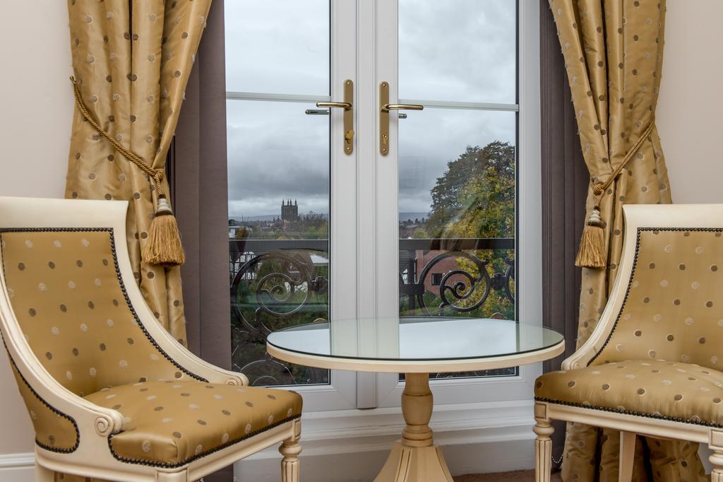 Charades Guest House Херфорд Стая снимка